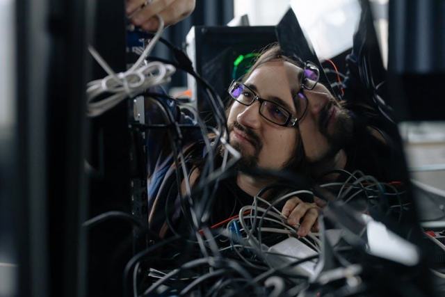 Guide complet : resoudre les problemes lies a adobeweb.dll